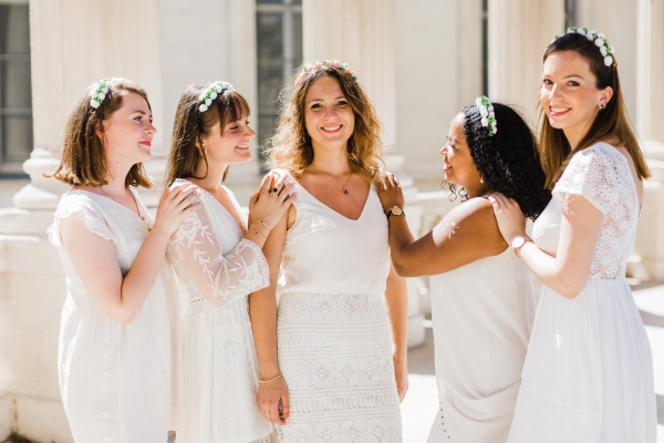 Shooting EVJF à Bordeaux de la mariée en blanc